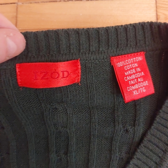 Izod green v neck cable knit sweater size XL - Picture 2 of 6